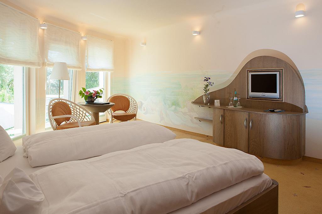 Hotel Zum Strandlaufer Ahrenshoop Ruang foto